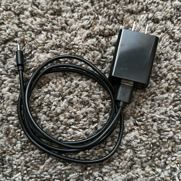 NWOT 3 in 1 Fast Charging Station for Apple iPhone Watch AirPods Black - Picture 11 of 11